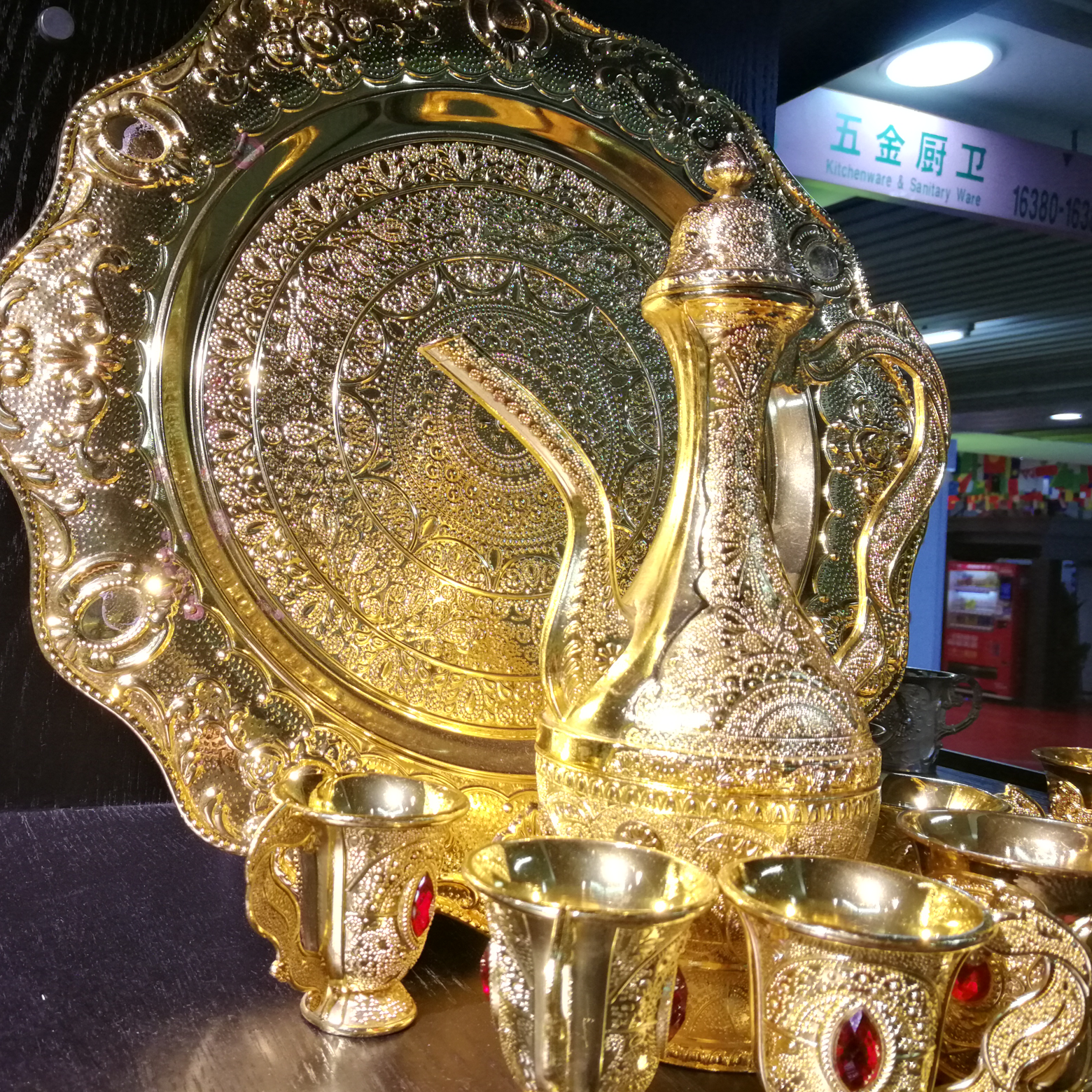 金色优质金色红钻酒壶酒杯8件套（中号）
