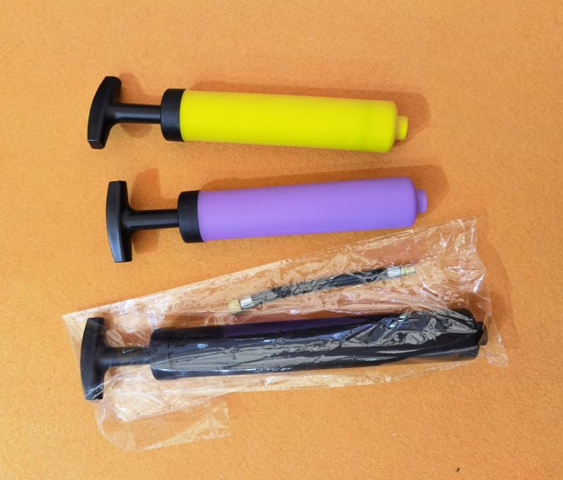 210412 Ball plastic mini air pump, portable hand-pushed air pump for football and basketball, bicycle mini air pump detail image 8