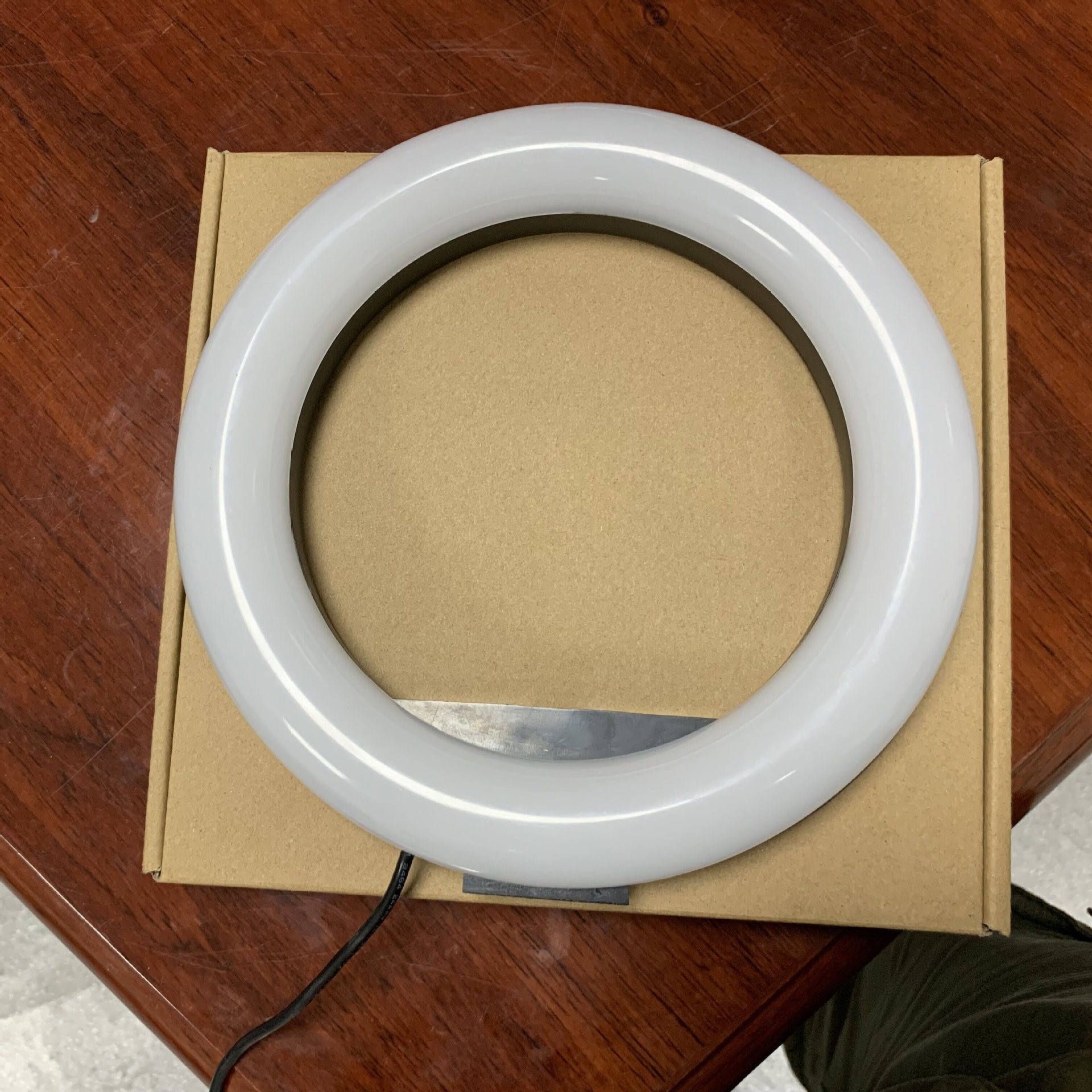 手机直播支架补光灯三脚架主播灯led环形灯美颜补光灯打光灯详情图6
