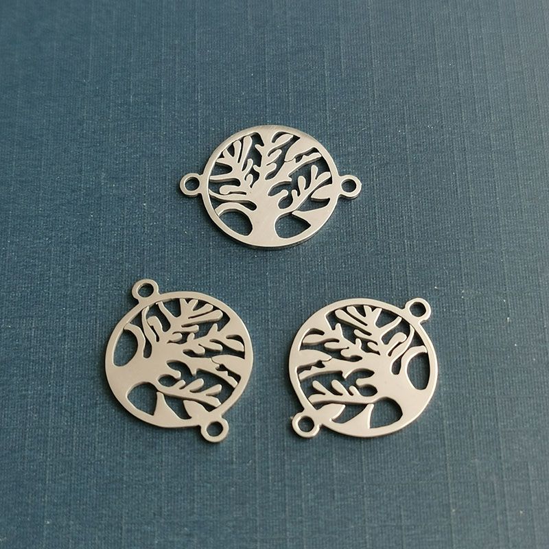 Factory wholesale personalized European and American style golden hollowed-out life tree pattern double-hole connection bracelet necklace accessories Factory wholesale personalized European and American style golden hollowed-out life tree pattern double-hole connection bracelet necklace accessories