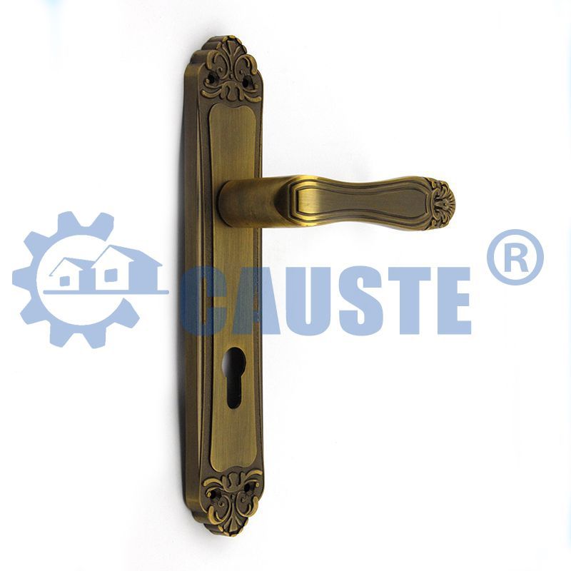 Large-sized aluminum alloy core door handle lock