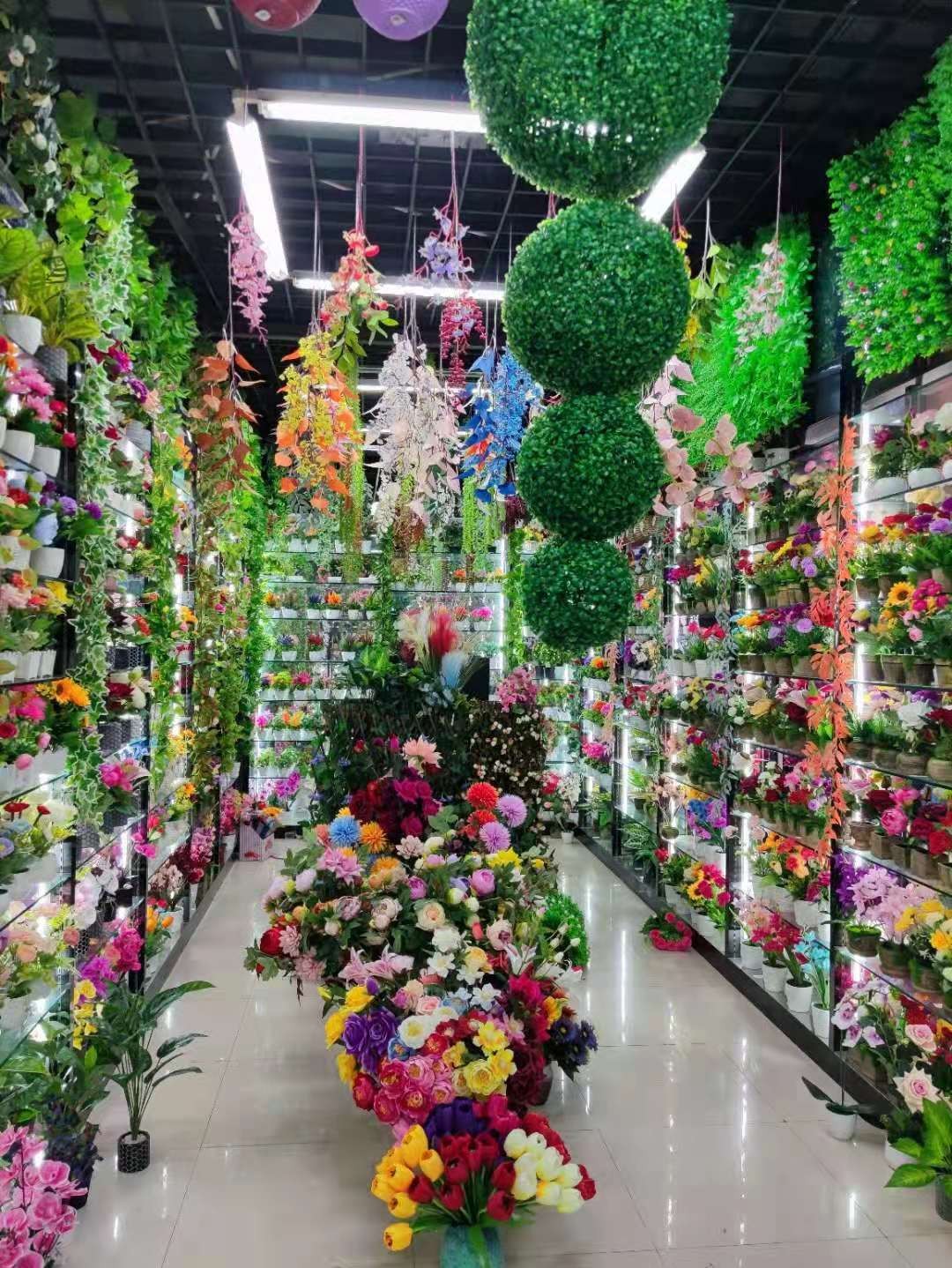 Artificial plastic plant daisies, artificial flower art fences, potted plants, indoor living room window sills, and green plant cover decorations detail image 7