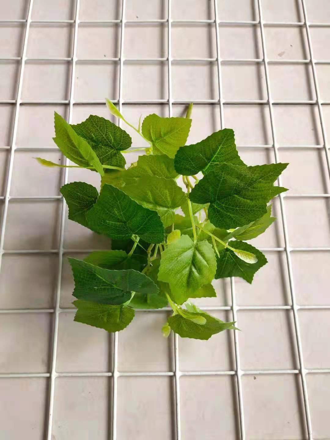 Single-piece artificial plant plastic flower and grass bouquets, flower troughs, flower boxes, partitions, flower arrangements, potted plants, decorative ornaments detail image 2