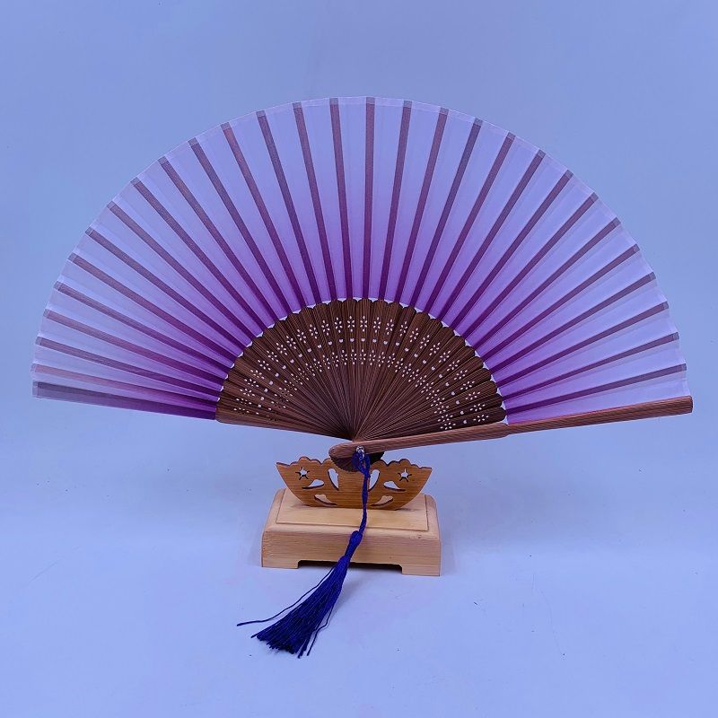 素面折扇日韩系竹扇工艺礼品扇头青竹扇渐变色折扇扇骨镂空折扇细节图