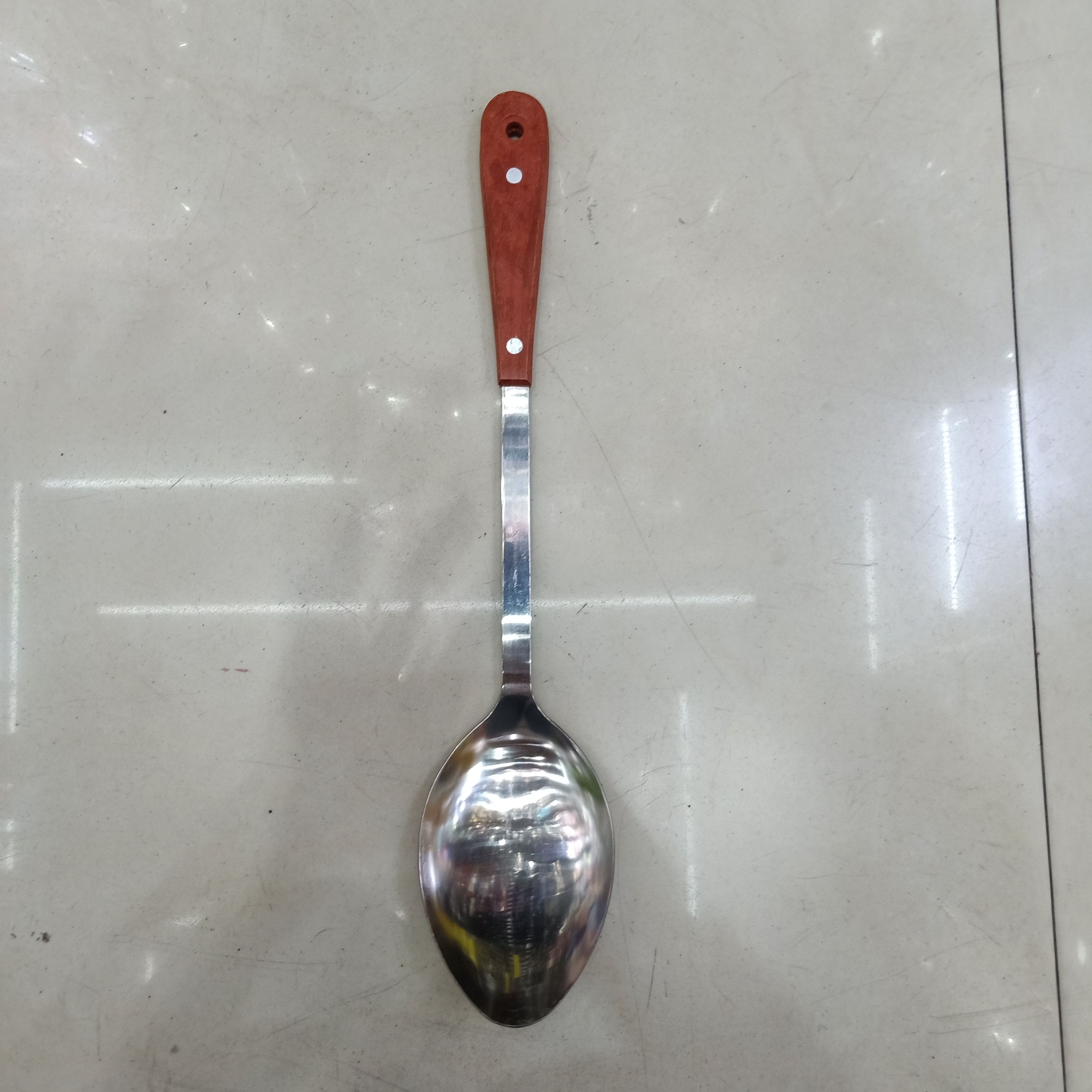 Largo arroz cuchara con mango de madera