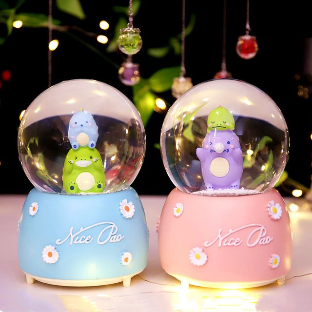 Creative cute crystal ball girl girl girlfriend birthday valentine's Day gift trend doll ornaments Application Scenario