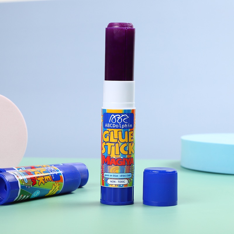 Baihang Stationery's purple solid glue is environmentally friendly, non-toxic, has strong adhesion and is a classic green color