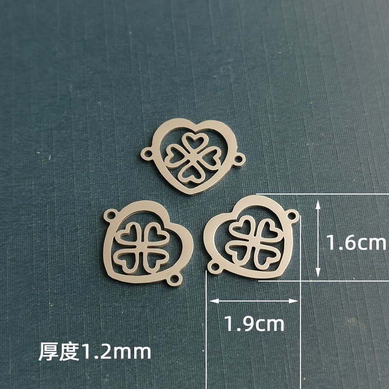 Cross-border new product diy jewelry accessories: titanium steel smooth four-leaf clover accessory bracelets and necklaces, four-leaf clover pendants detail image 3