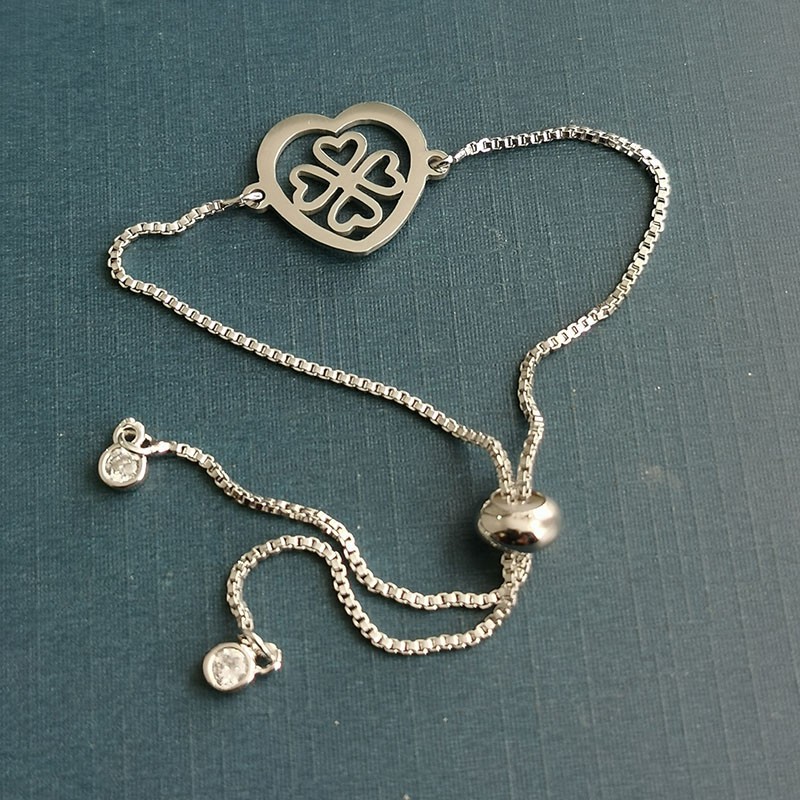 Cross-border new product diy jewelry accessories: titanium steel smooth four-leaf clover accessory bracelets and necklaces, four-leaf clover pendants detail image 4