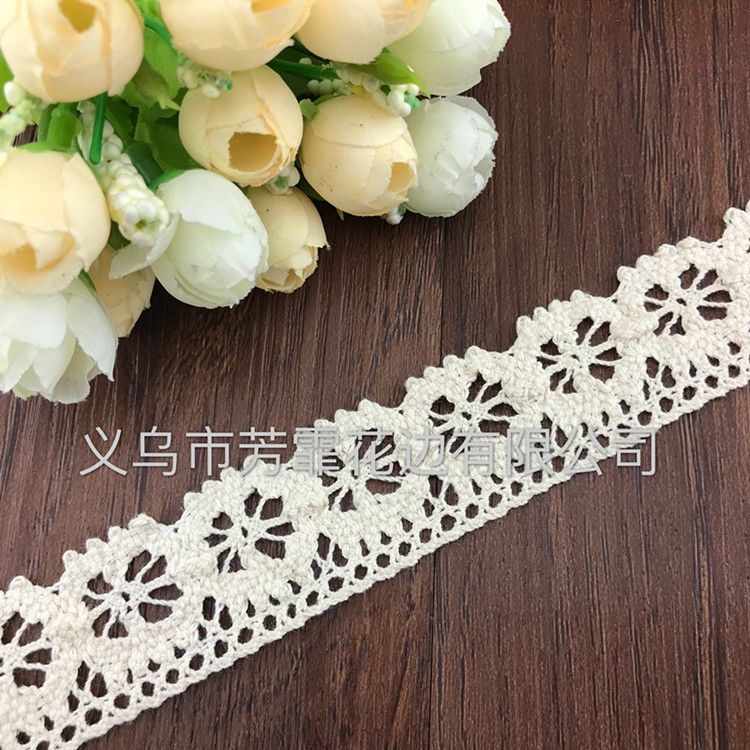 Factory direct sales: 3 cm cotton thread lace, milk silk polyester embroidery lace, suitable accessories for clothing, accessories and handicrafts