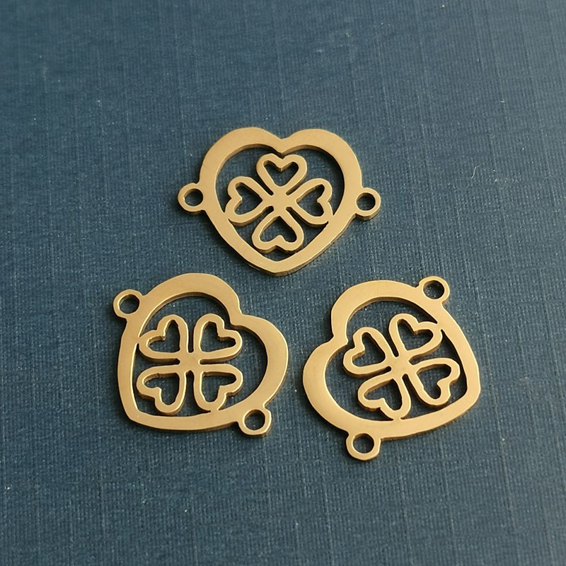 Cross-border new product diy jewelry accessories: titanium steel smooth four-leaf clover accessory bracelets and necklaces, four-leaf clover pendants detail image 2