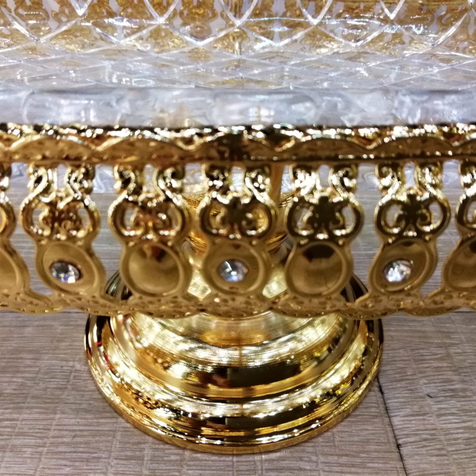 Long golden glass fruit bowl thumbnail