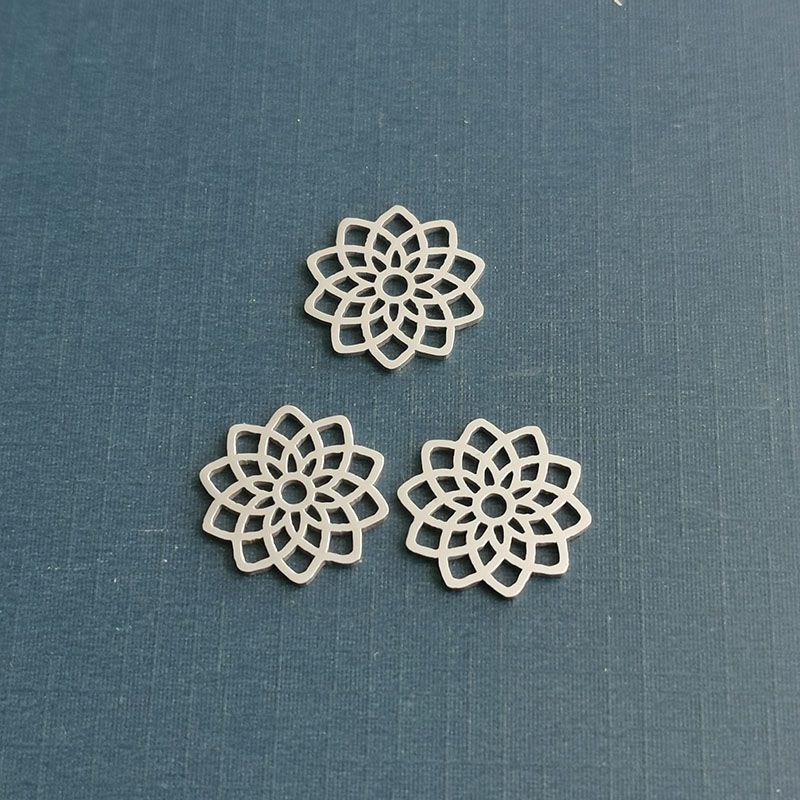 DIY stainless steel cut and hollowed-out lotus pendant necklace, titanium steel jewelry accessories, lotus bracelet pendant DIY stainless steel cut and hollowed-out lotus pendant necklace, titanium steel jewelry accessories, lotus bracelet pendant