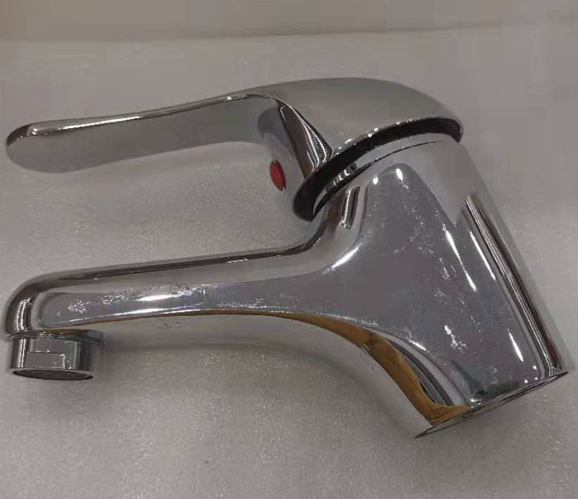 Zinc alloy washbasin faucet detail image 2