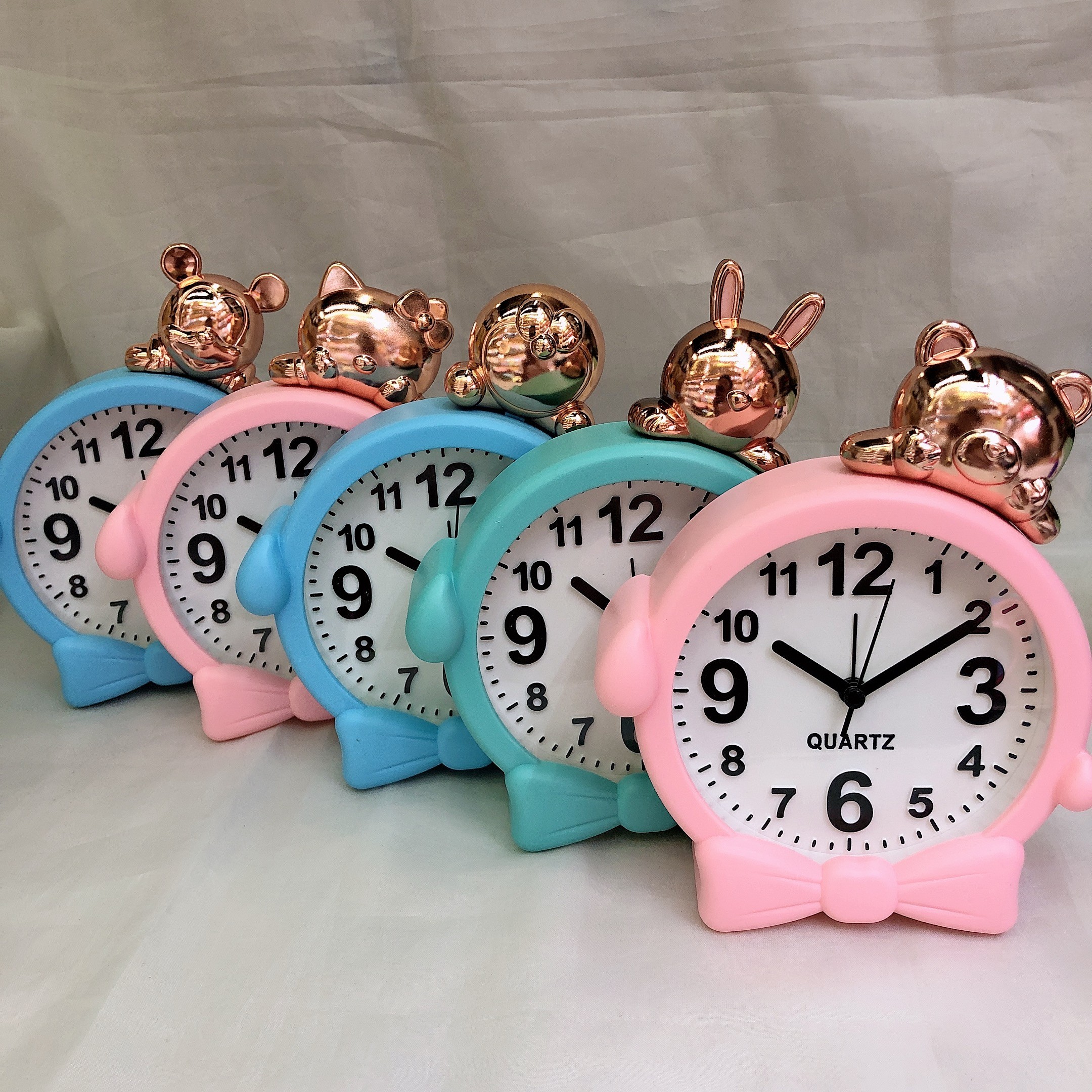 Creativo moda linda cabeza de dibujos animados despertador dormitorio cabecera niños dormir reloj de cuarzo detail image 11