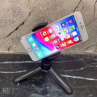 Multi-functional mini tripod live stand Portable SLR camera tripod Mobile phone stand tripod details Picture