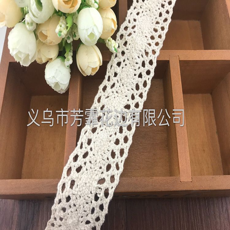 Factory direct sales of 4-centimeter cotton thread lace clothing, accessories, handicrafts and other suitable accessories details Picture
