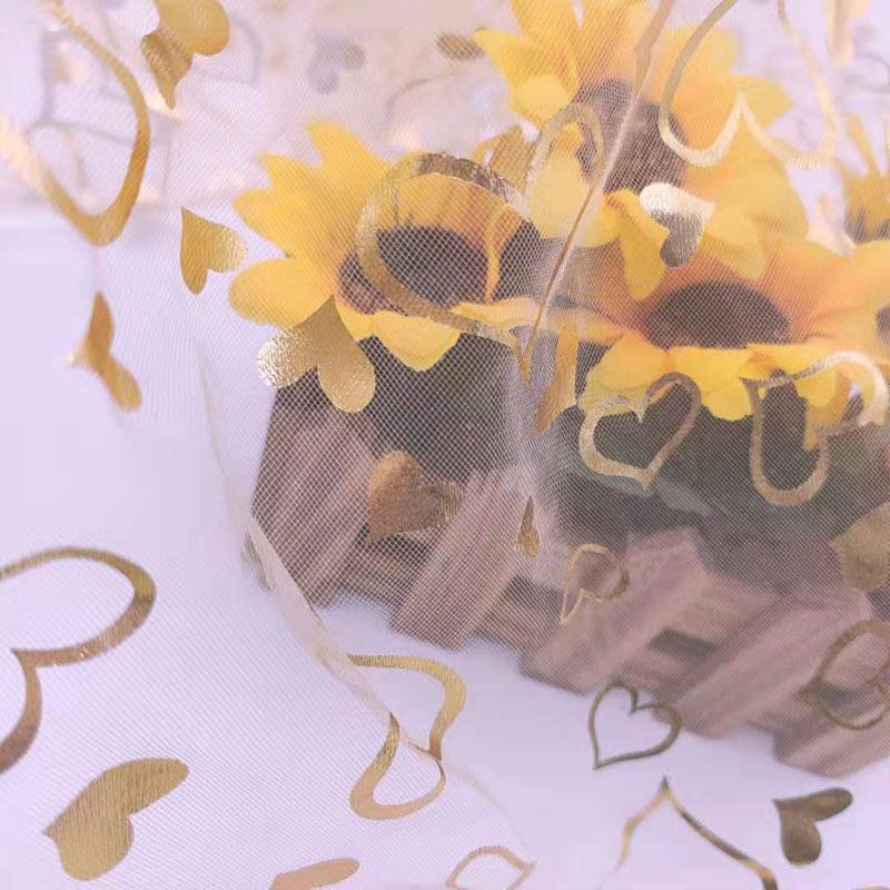 Gold-embossed heart-shaped soft mesh fabric, photo fabric, clothing fabric, stage costume, puffy skirt, DIY handicrafts, accessories details Picture