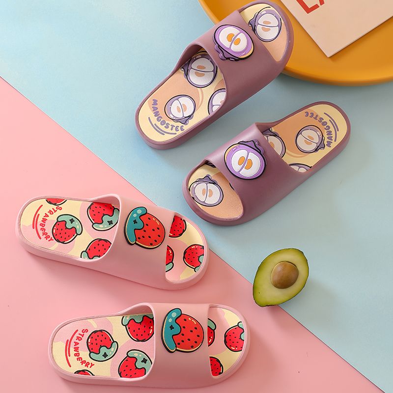 Strawberry slippers are a cute and popular choice for women's outerwear. They are a trendy and anti-slip couple's thick-soled fairy cool slippers for women in summer Application Scenario