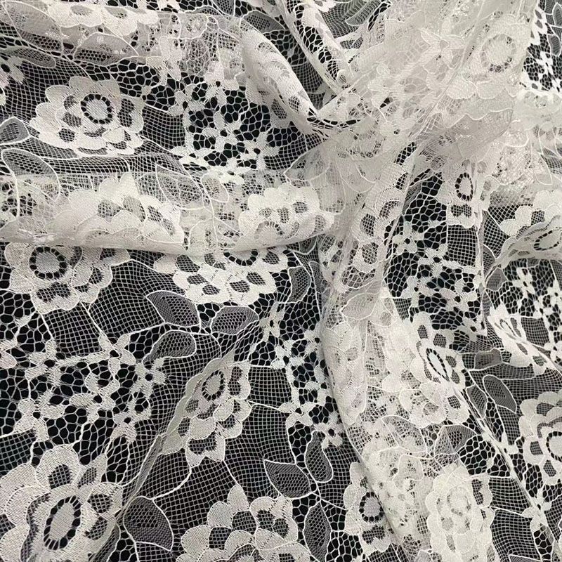 新款涤纶面料镂空规则分布时尚花朵花型蕾丝面料女装辅料热销