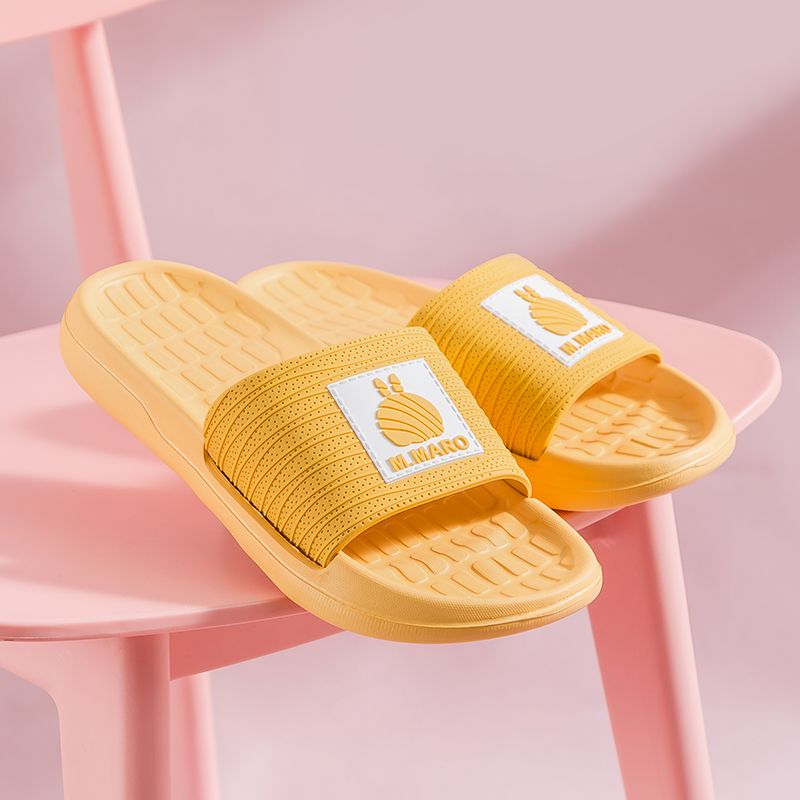 Rogue bunny cool slippers hombres verano fuera de casa antideslizante interior casa baño 2021 nuevo pareja slippers mujeres Application Scenario