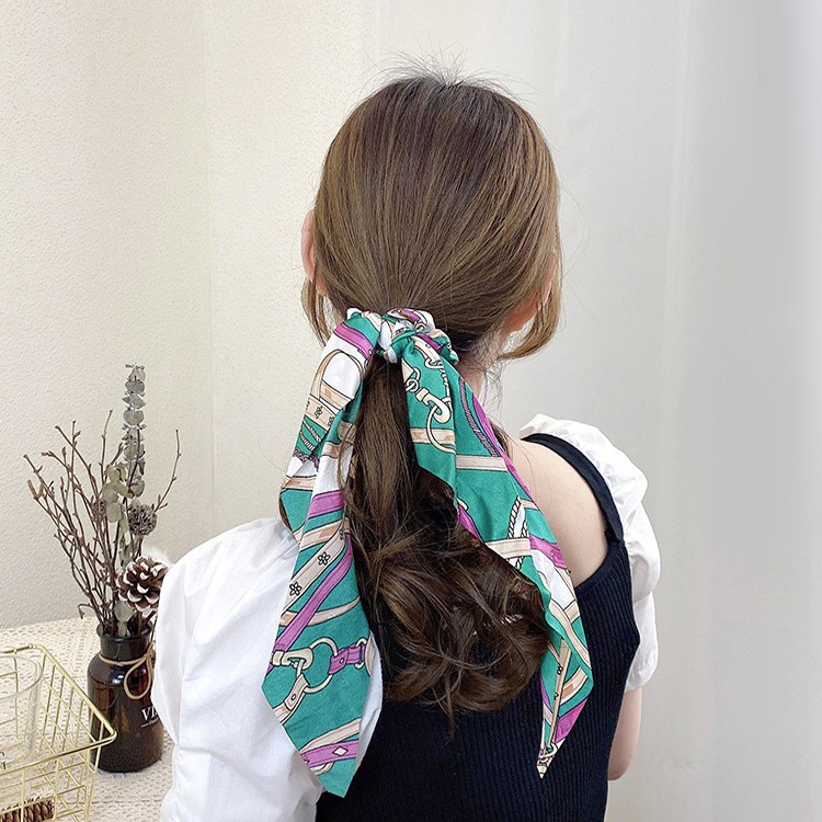 Yiwu quality products: Korean chanel-style ribbons, super ethereal hair bands, women's hair ties, popular ponytail hair ties, women's 2021 new large intestine hair ties detail image 9