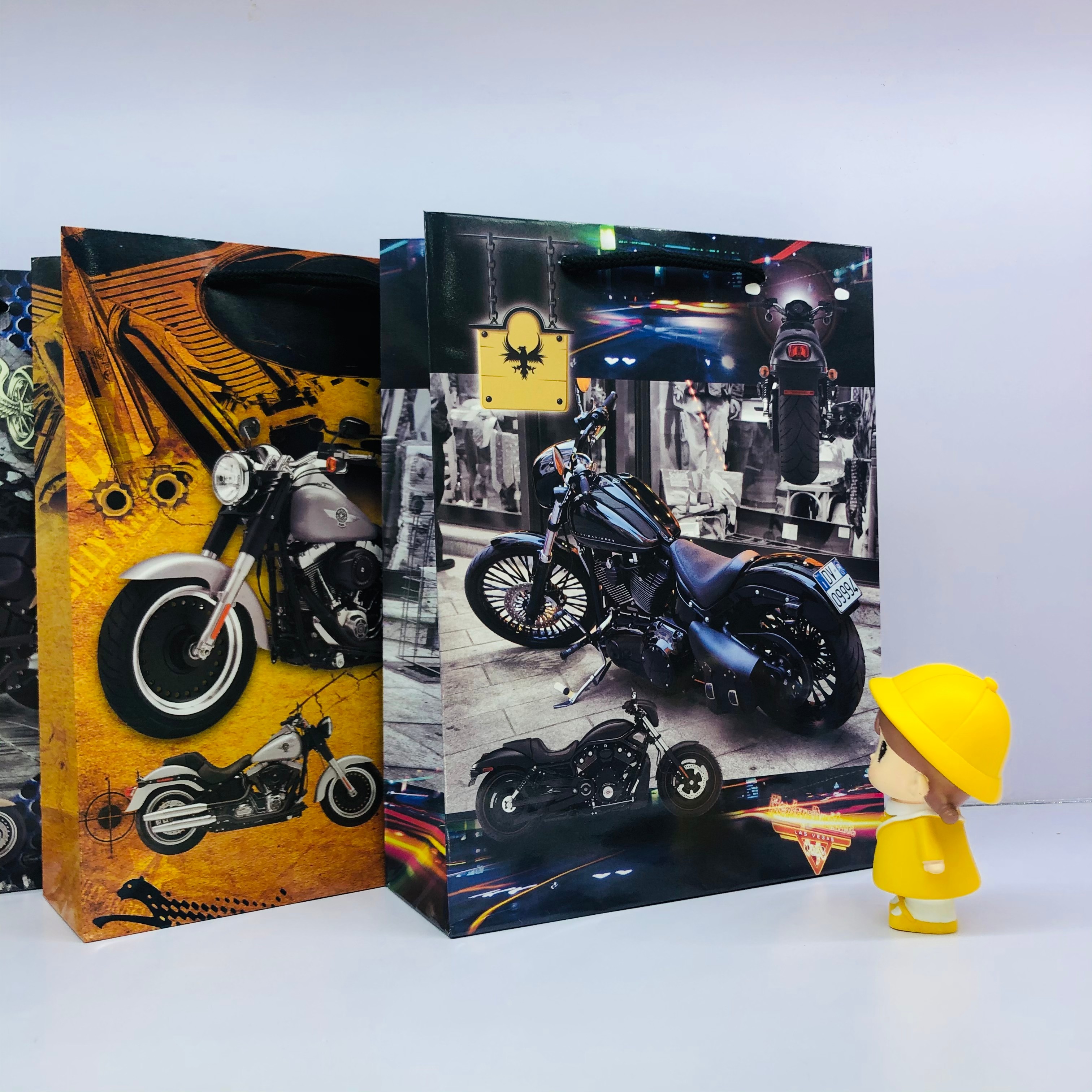 厂家可定制礼品袋环保纸袋手提袋购物袋服饰生日父亲节摩托铜板纸袋详情图3