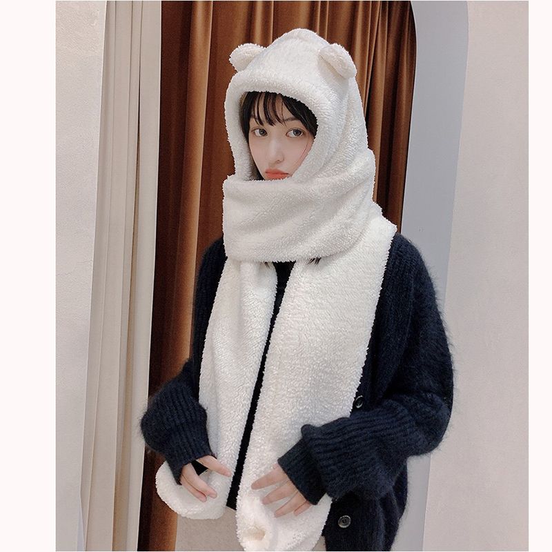 Yiwu's best-selling items: Scarves, bear hats, and all-in-one scarves for women in autumn and winter. Plush, warm, ear-protecting, and cute bear neck sets