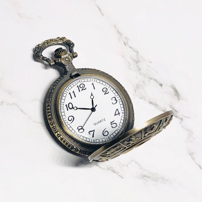 Creative 12 zodiac hollowed-out classic pocket watch with bracelet and retro color flip quartz watch Specification image