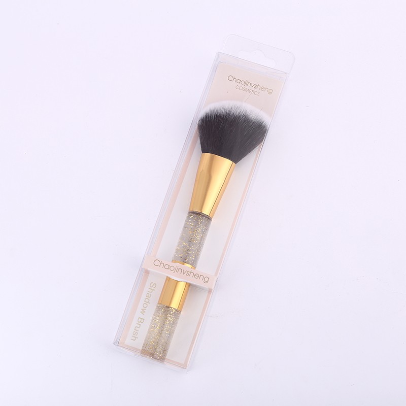 086wb26 Makeup brush pic 2