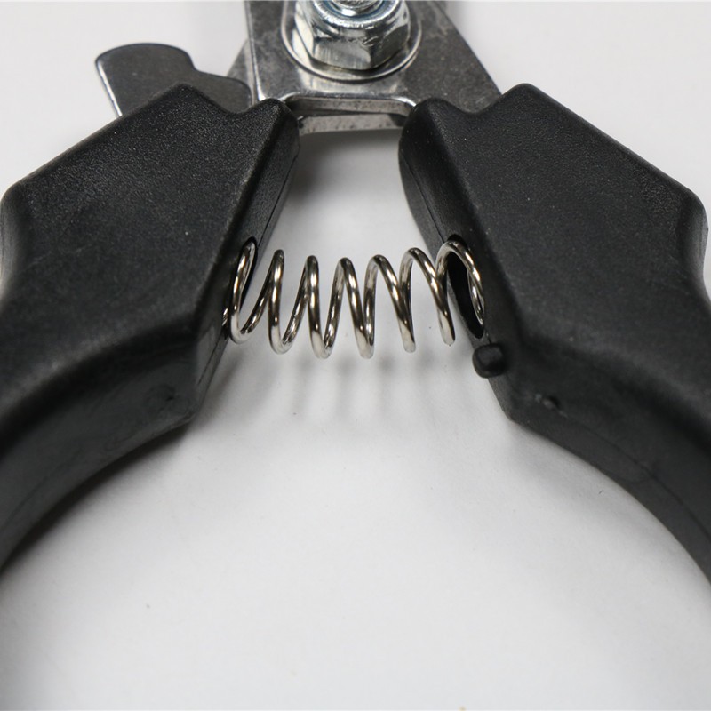 Manufacturer wholesale cross-border cat nail clippers, dog nail clippers, stainless steel beauty and cleaning sets, pet supplies. Modification: This product supports seven-day no-reason return detail image 4