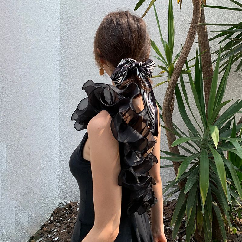 Swimsuit Women's Summer 2021 New One-Piece Dress Conservative Belly Cover Slimming Plus Size Hot Spring Ins Wind Fairy Fan Swimsuit Elegant One-Piece Love Wave Language details Picture