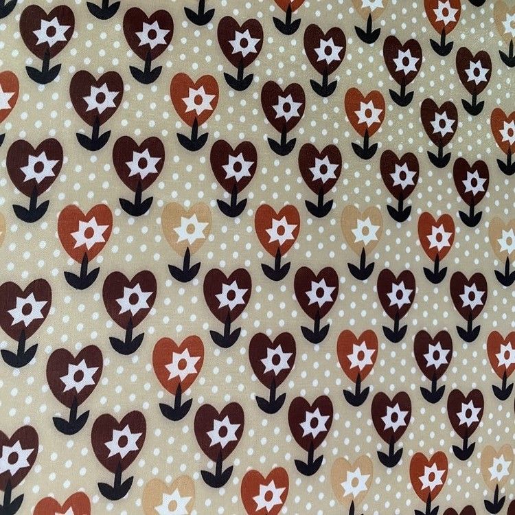 The color-printed series features 100% polyester fabric with a bottom PVC foam for printed heart saplings details Picture