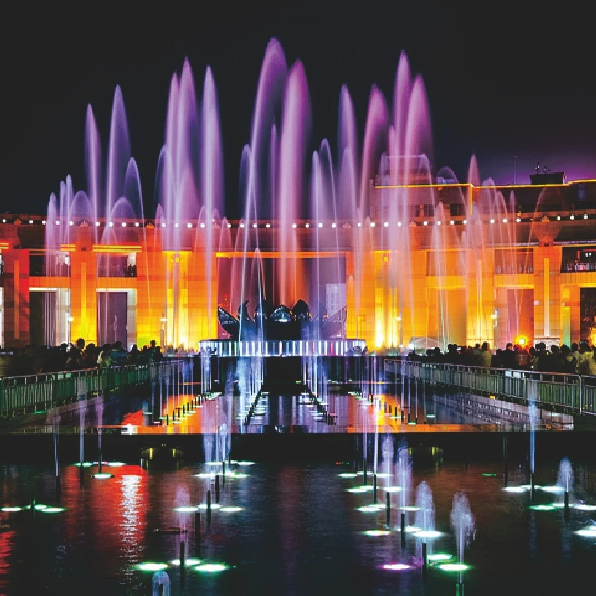 LED outdoor performance four-eye waterproof parapet detail image 1