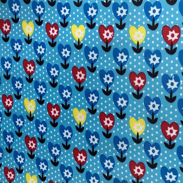 The color-printed series features 100% polyester fabric with a bottom PVC foam for printed heart saplings Item Picture