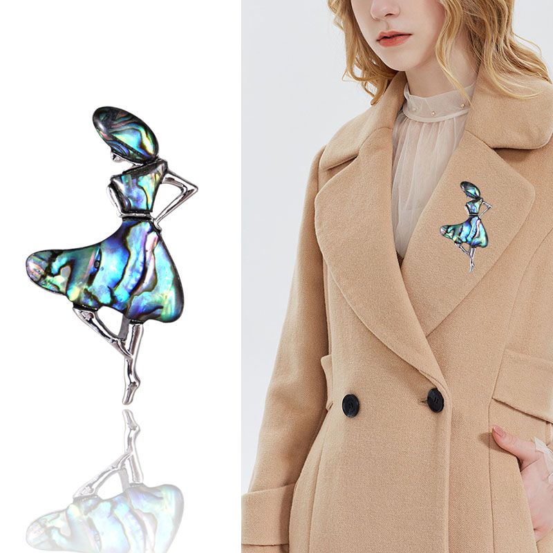 New shell brooch for girls corsage clothing accessories