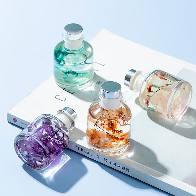 Flameless aromatherapy essential oil fragrance for home, office, toilet, bathroom, bedroom, dried flowers, rattan strips details Picture