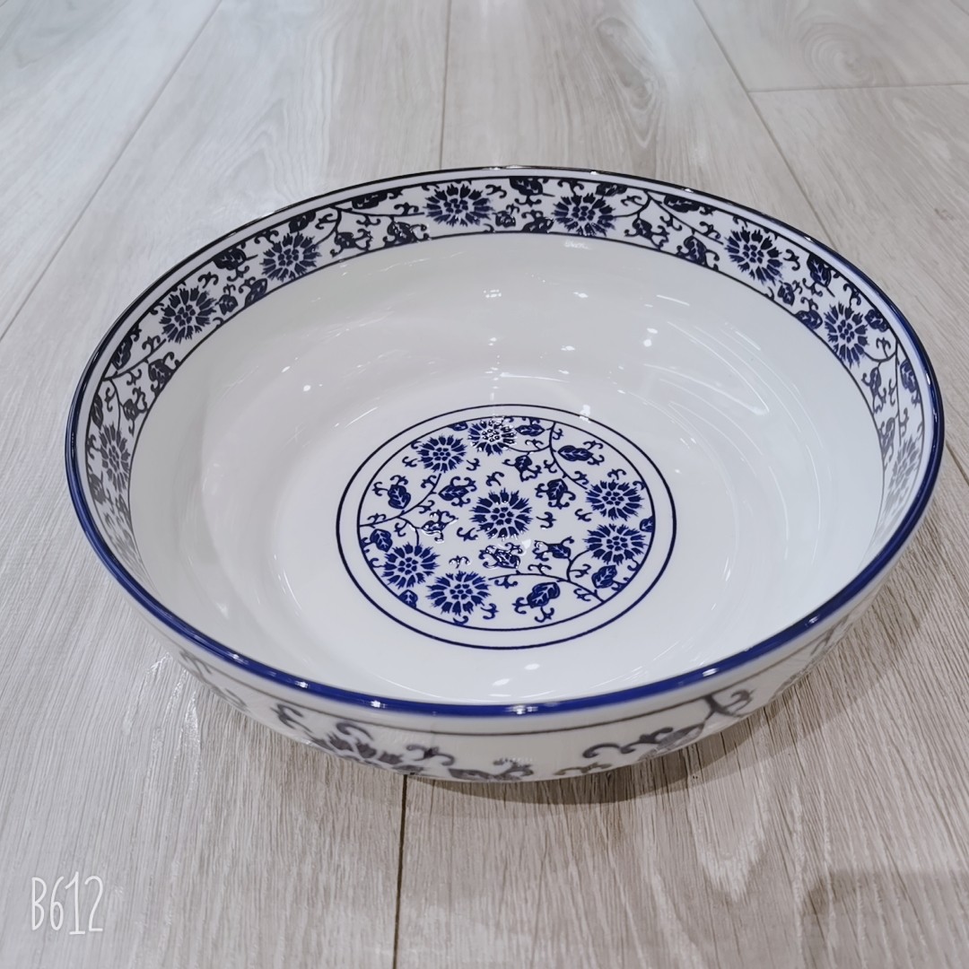 228Cm 9-Sided Soup Bowl full figure