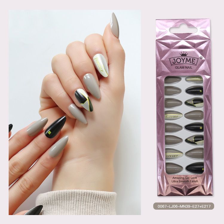 24 pieces of geometric pattern Ins-style metal nail patches, gilded special wearable nail, almond nail factory direct sales, latest technology, best-selling cross-border 24 pieces of geometric pattern Ins-style metal nail patches, gilded special wearable nail, almond nail factory direct sales, latest technology, best-selling cross-border