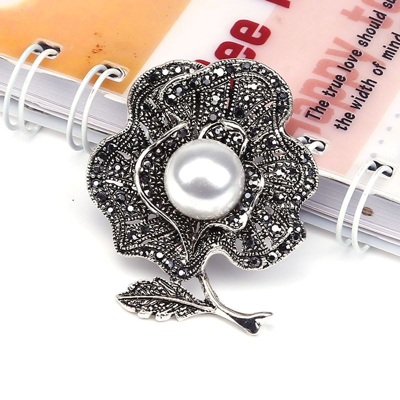 Manufacturers direct vintage brooch corsage