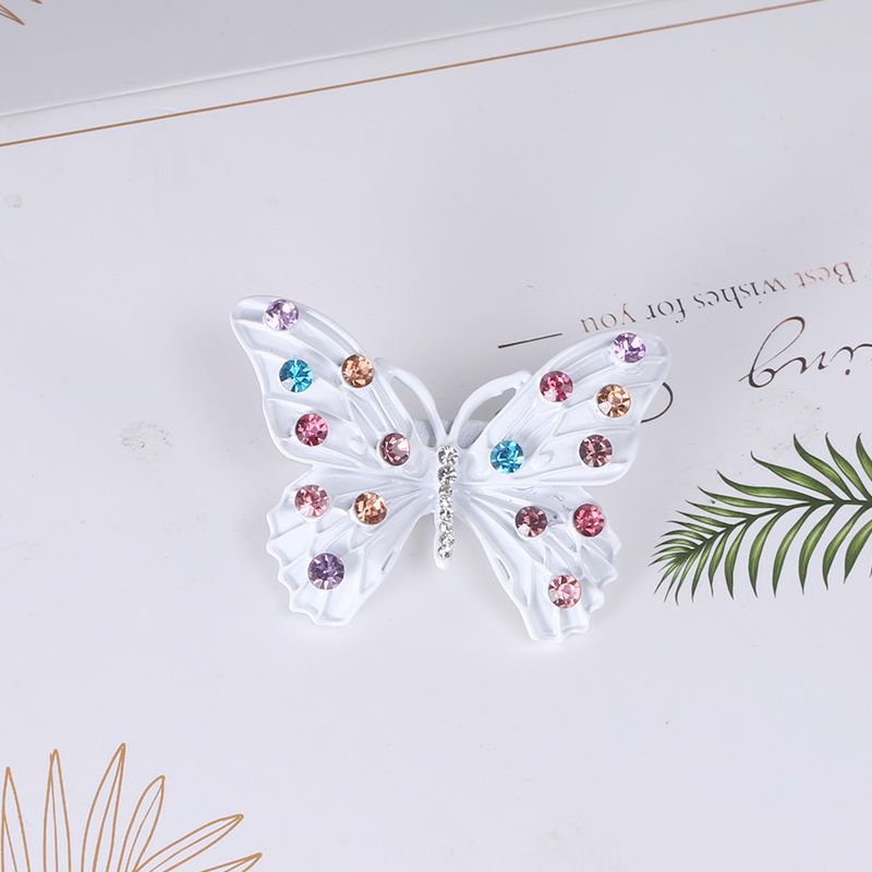 Manufacturers direct marketing matte white butterfly brooch