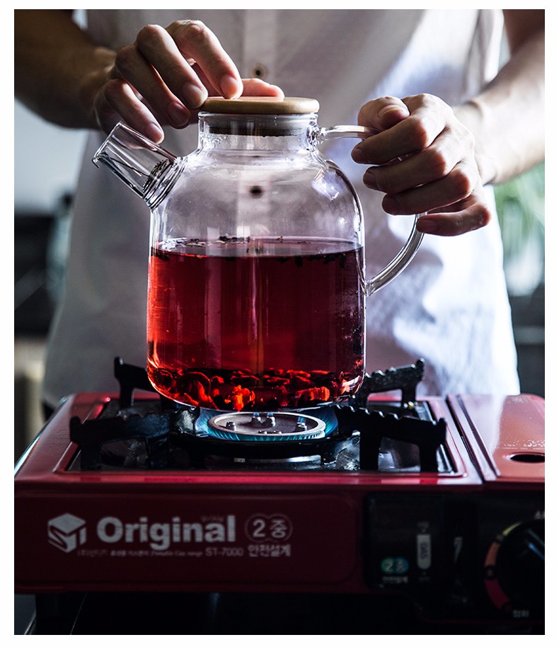 Glass kettle with lid, high-temperature filtering, cooling water kettle with lid, large-capacity teapot for brewing flower tea, double-layered glass cups, small size detail image 1