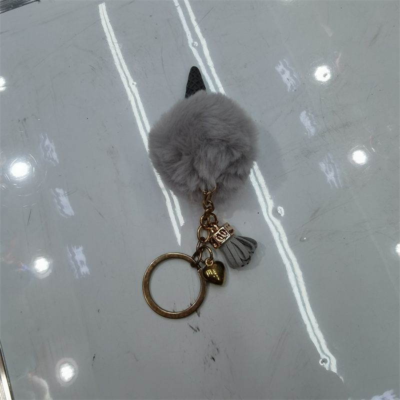 A cute and trendy Korean-style ice cream pom-pom keychain Specification image