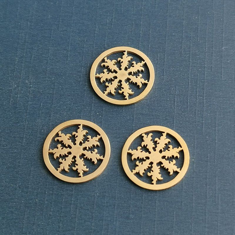 Fashionable snowflake gold-plated bracelet, stainless steel pendant, eBay AliExpress, wish cross-border supply details Picture