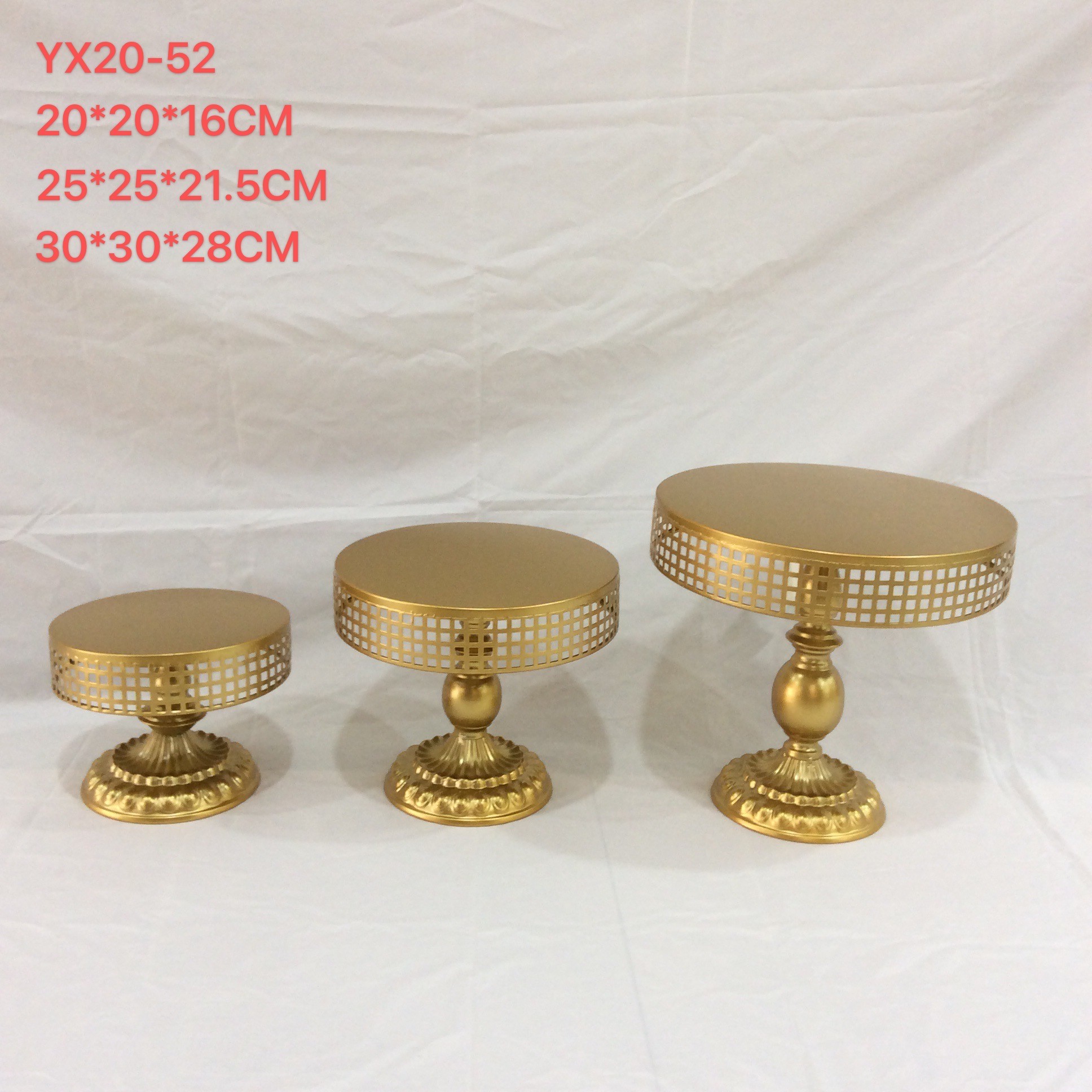 European-style afternoon snack stand, dessert counter, ironwork wedding birdcage ornaments, cake rack, multi-layered Western pastries detail image 3