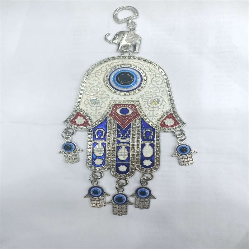 Minority Wind Red Blue White Big Palm Application Scenario