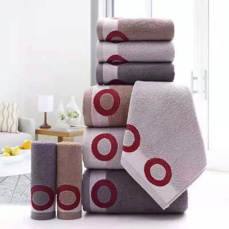 Circular Towel full figure