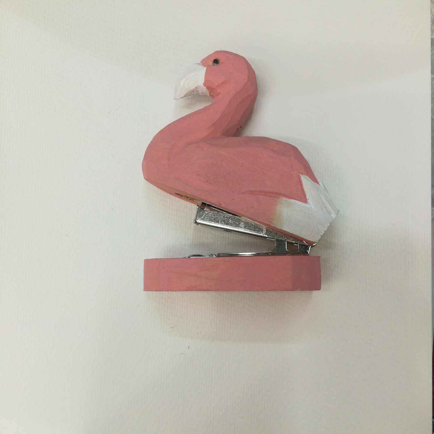 纯手工仿真木头雕刻粉火烈鸟工艺礼品订书机