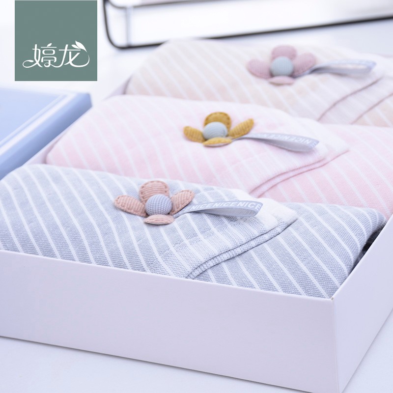 【 3-piece box Set 】 New pure cotton gauze material gift box towel set with small flower decoration gauze face towel detail image 4