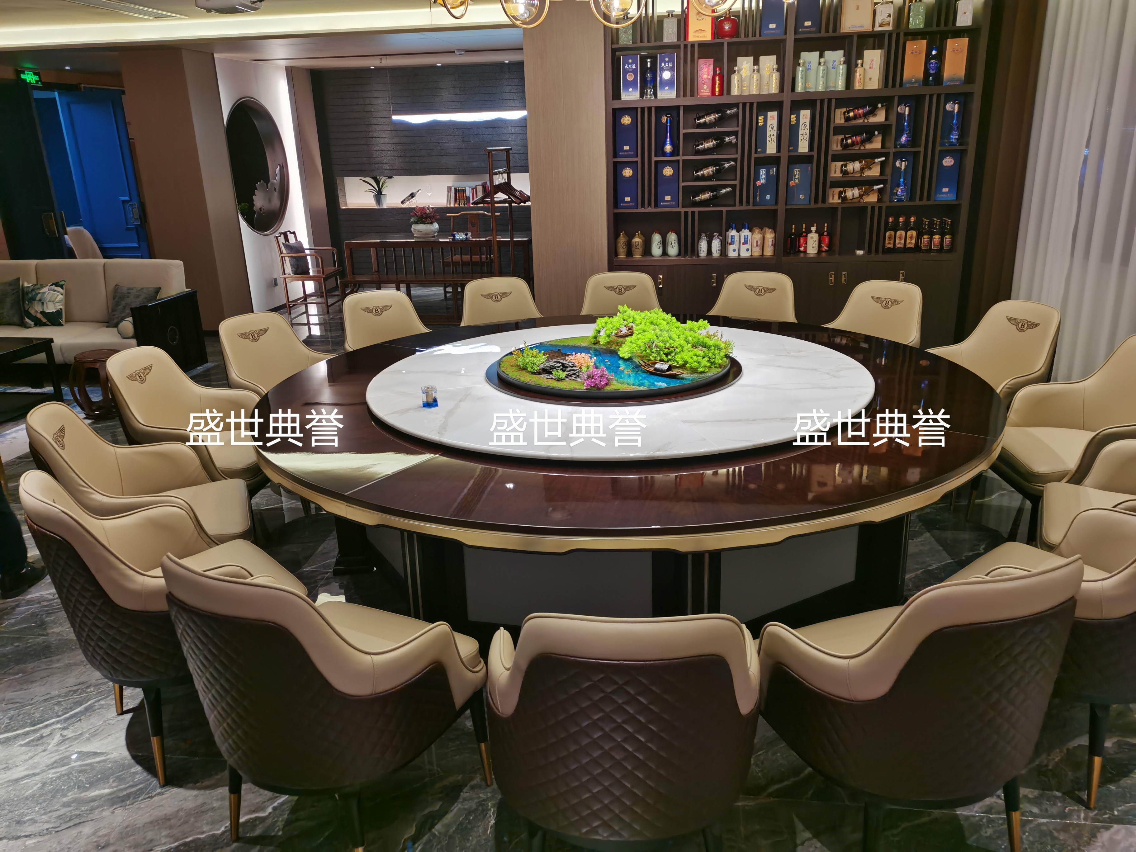武汉度假酒店包厢实木桌会所现代轻奢电动转盘餐桌饭店电动大圆桌